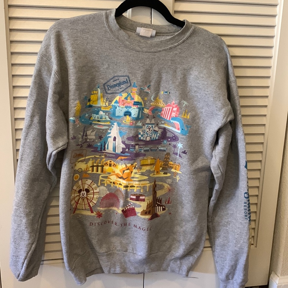 Disneyland Parks crewneck sweatshirt